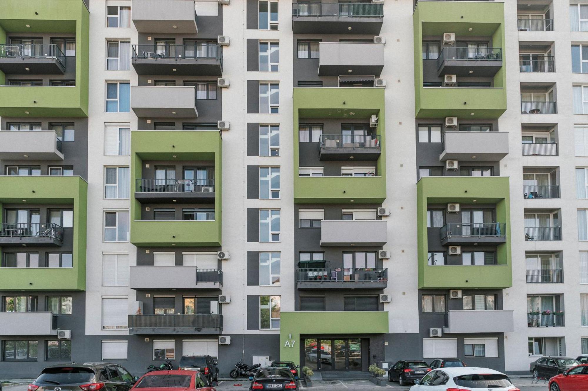 M&M Apartment Oradea Exterior foto